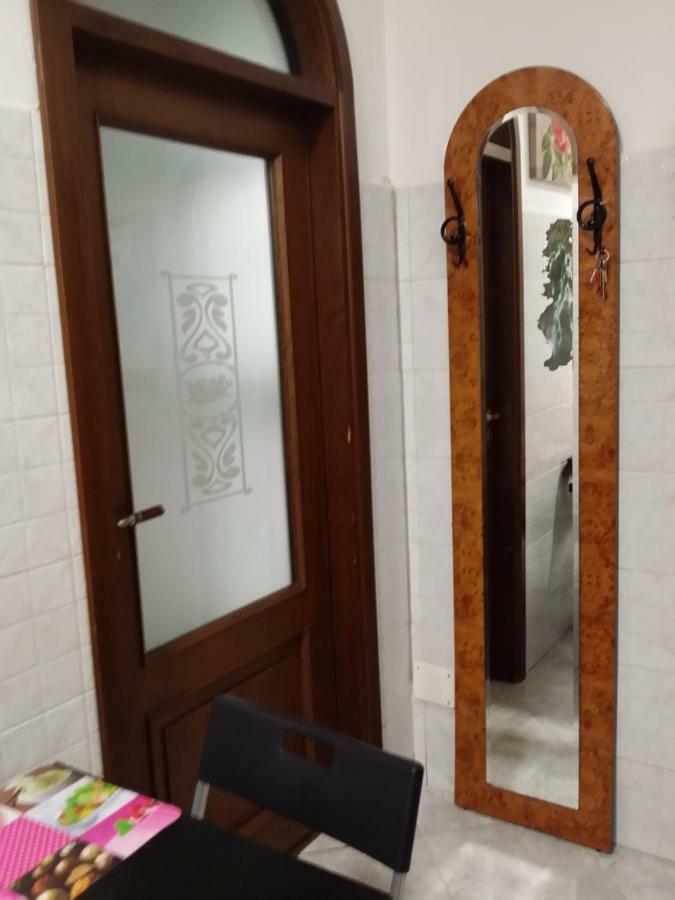 Apartamento La Casa Di Lully Torre del Greco Exterior foto