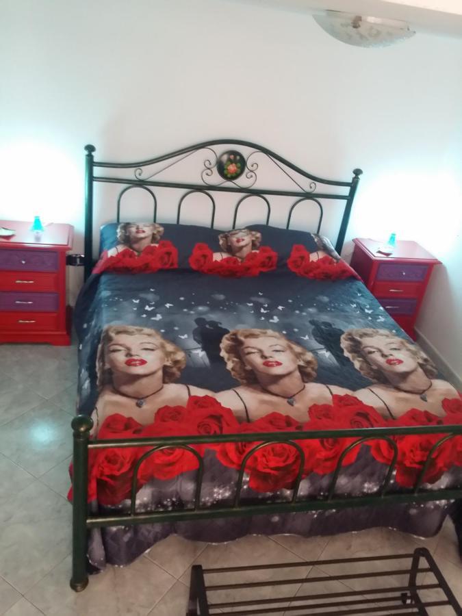 Apartamento La Casa Di Lully Torre del Greco Exterior foto